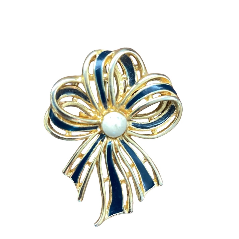 Christmas Brooch, gold-tone, pin. 🎄